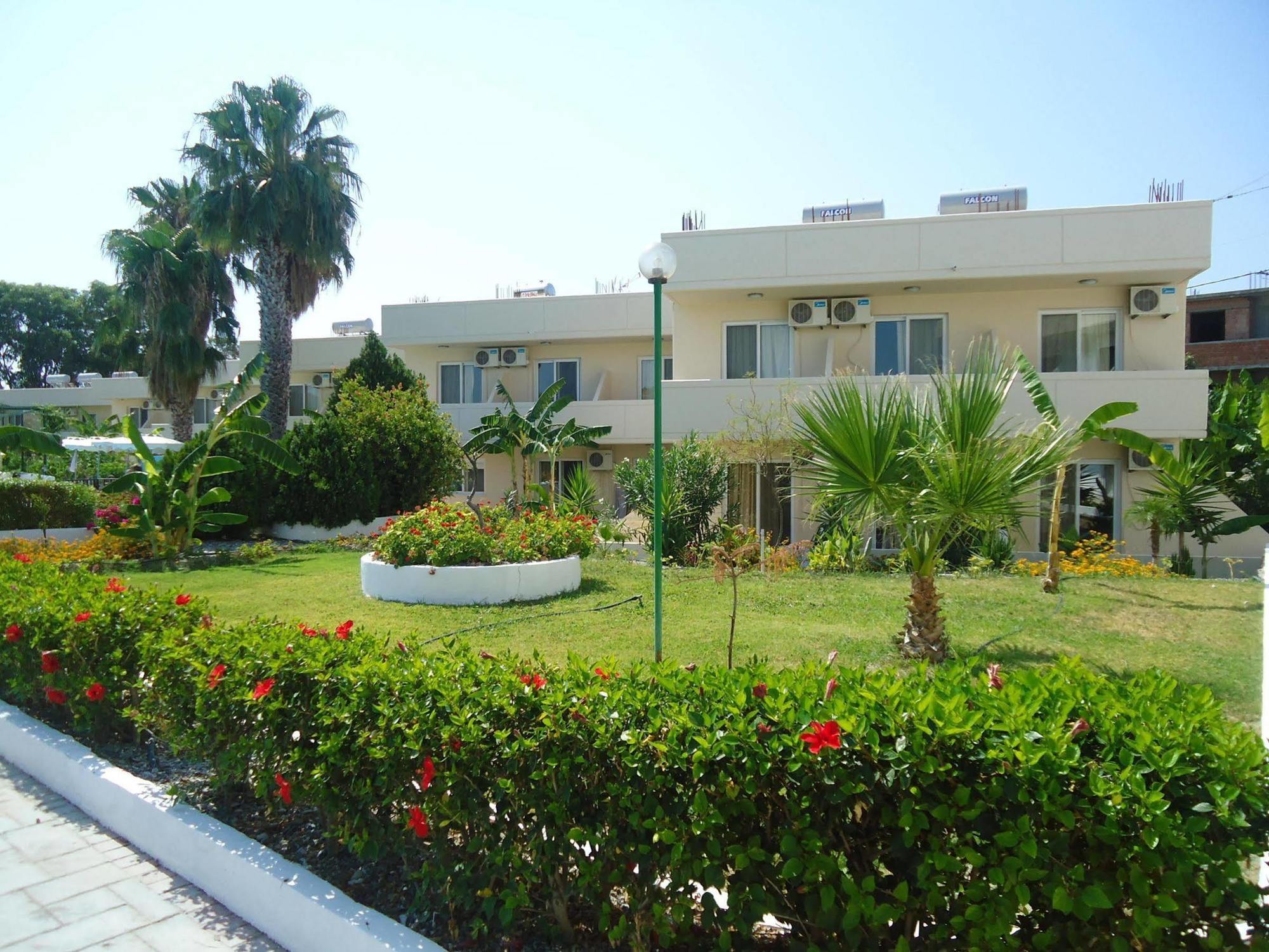 Olive Garden 4* Lardos